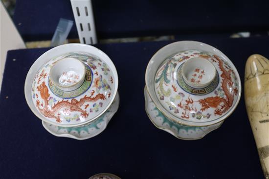 A pair of chinese famille rose dragon and phoenix rice bowls, c.1900 (9 pieces) height 10.5cm